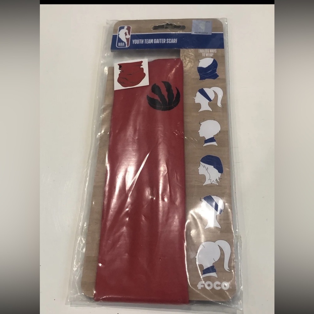 Lot of 2 Youth Team Gaiter Scarf basketball Raptors (B14)